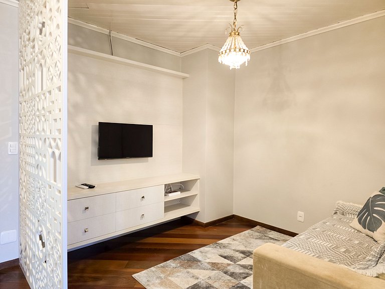 Cobertura no Centro ao lado da Rua Torta