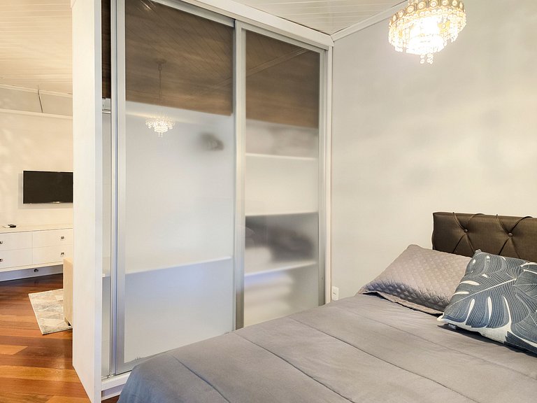 Cobertura no Centro ao lado da Rua Torta