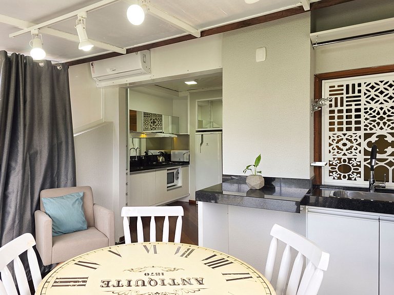 Cobertura no Centro ao lado da Rua Torta