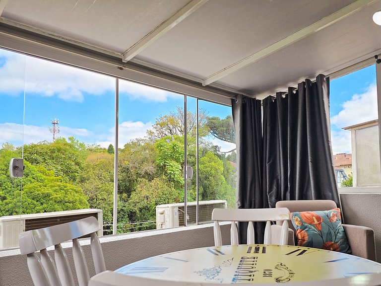 Cobertura no Centro ao lado da Rua Torta