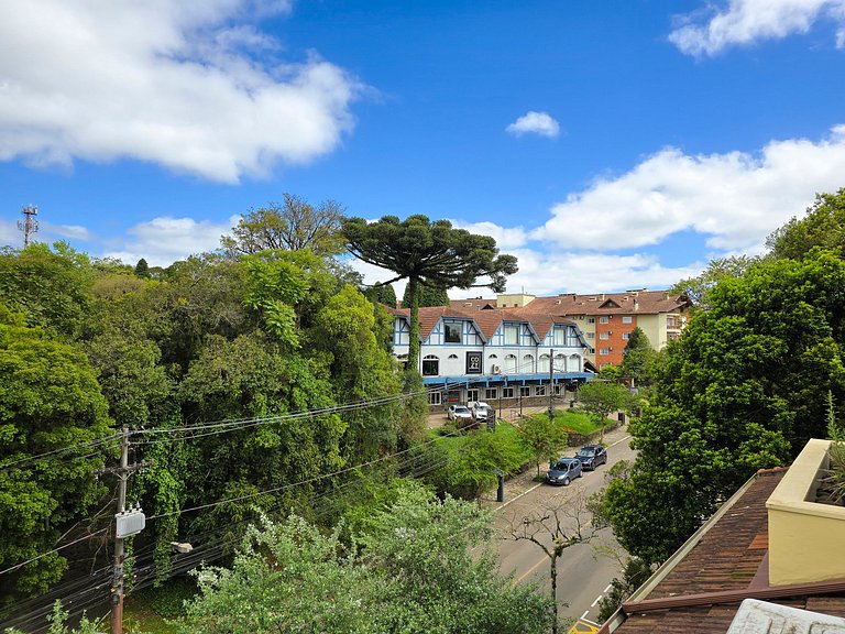 Cobertura no Centro ao lado da Rua Torta