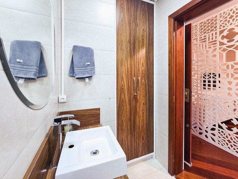 Cobertura no Centro ao lado da Rua Torta