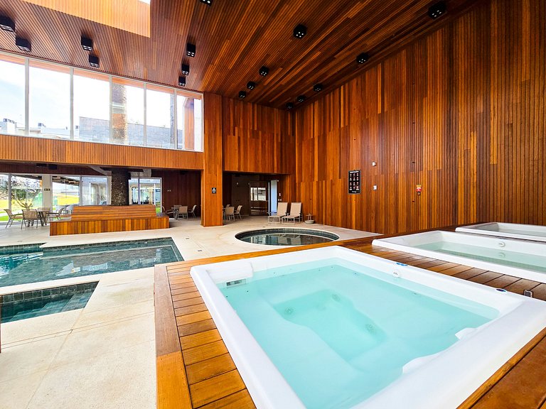 Duas suítes com piscina e requinte em Gramado