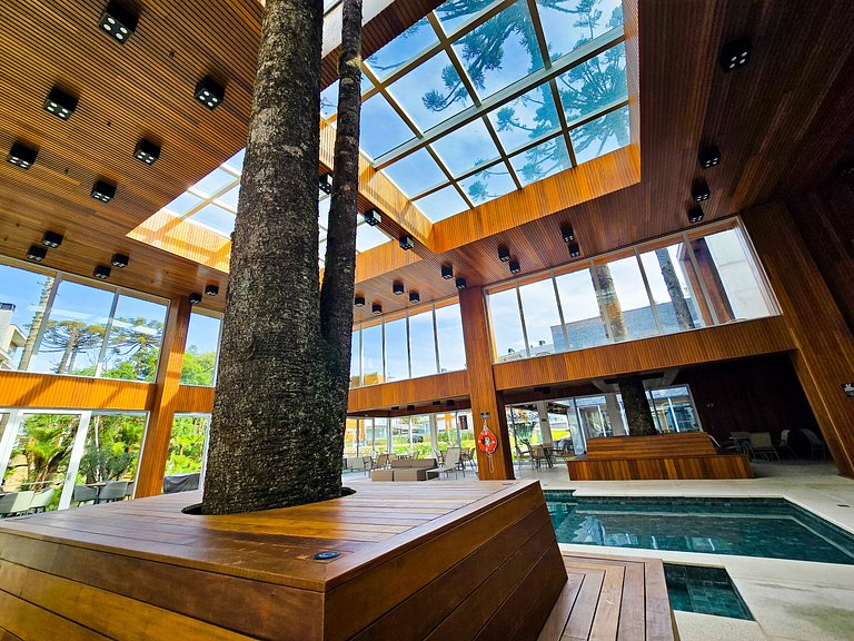 Duas suítes com piscina e requinte em Gramado