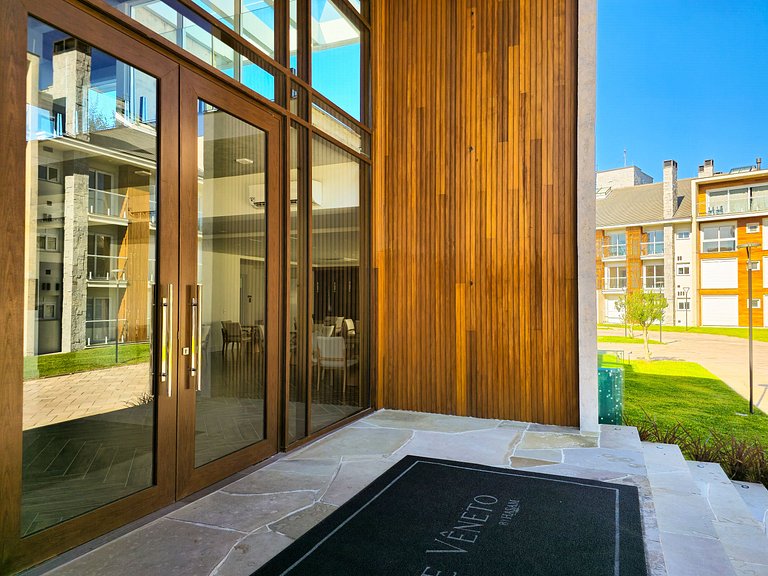 Duas suítes com piscina e requinte em Gramado