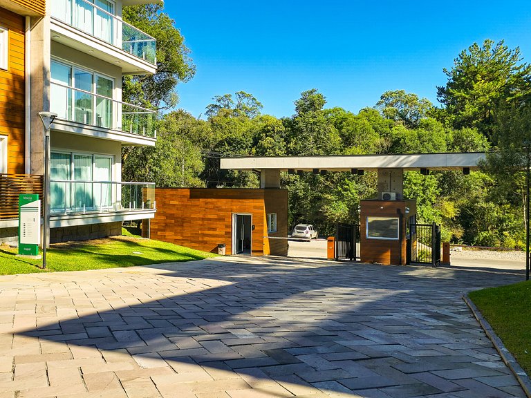 Duas suítes com piscina e requinte em Gramado