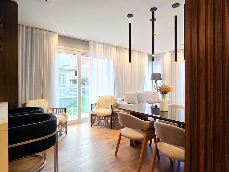 Duas suítes com piscina e requinte em Gramado