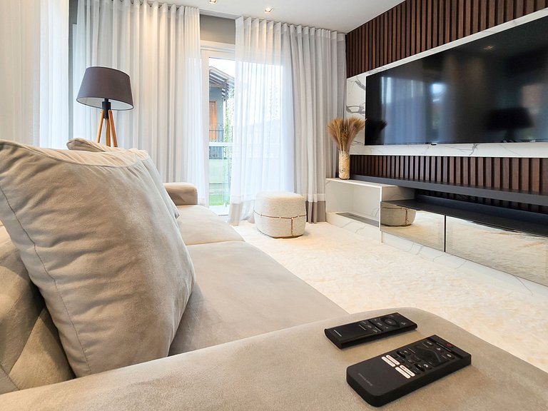 Duas suítes com piscina e requinte em Gramado