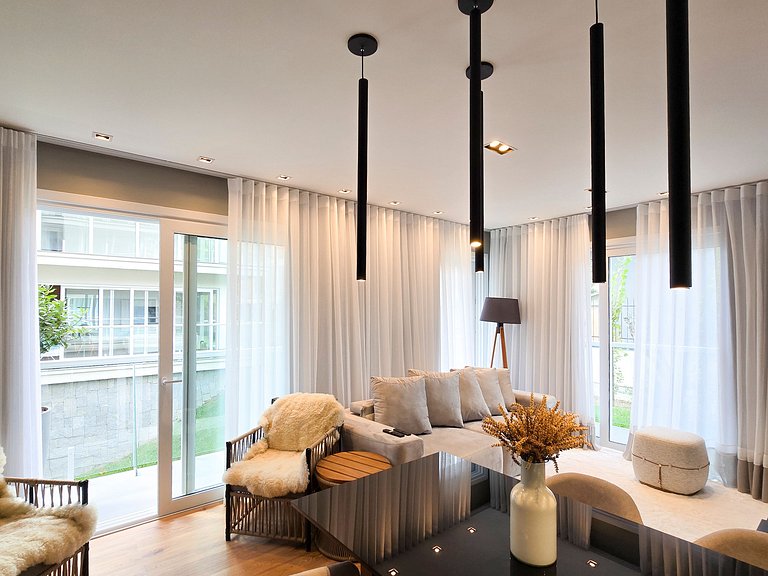 Duas suítes com piscina e requinte em Gramado